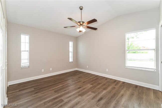 property at 639 NE Juanita Pl