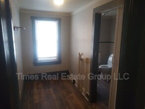 206 W Railroad St in Pottsville, PA - Building Photo - Building Photo