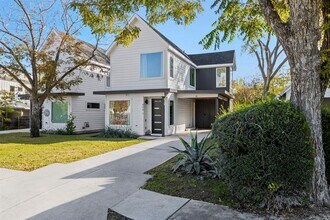 404 Powell Cir in Austin, TX - Building Photo - Building Photo