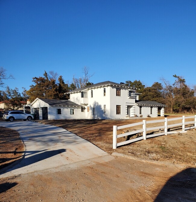 property at 3501 Evans Dr