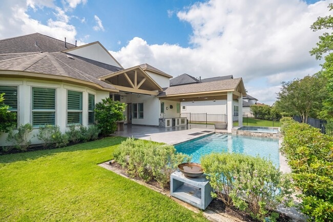 property at 79 N Curly Willow Cir