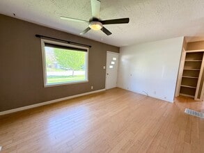 813 N Fell Ave in Normal, IL - Building Photo - Building Photo