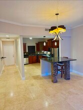 1620 Presidential Way in West Palm Beach, FL - Building Photo - Building Photo
