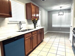 2706 Star Peak Dr in Houston, TX - Building Photo - Building Photo