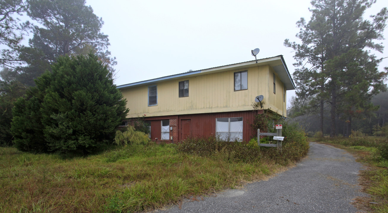 6717 E Washington in Monticello, FL - Foto de edificio