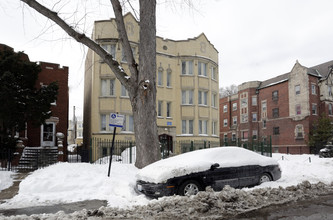 7932 S Kingston Ave in Chicago, IL - Building Photo - Building Photo