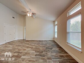 21503 Pershing Ave in Lago Vista, TX - Building Photo - Building Photo
