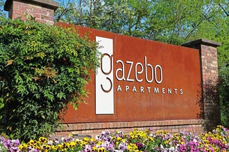 Gazebo Apartments in Nashville, TN - Foto de edificio - Building Photo