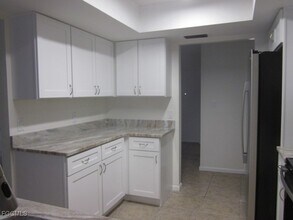 5716 Riverside Dr in Cape Coral, FL - Building Photo - Building Photo
