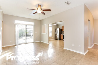 888 Majestic Cypress Dr N in Jacksonville, FL - Building Photo - Building Photo