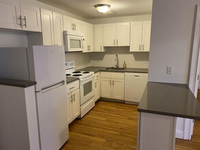 131 Summer St, Unit 25 in Malden, MA - Building Photo - Building Photo