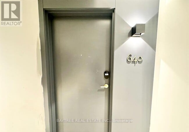 property at 543 Richmond St W