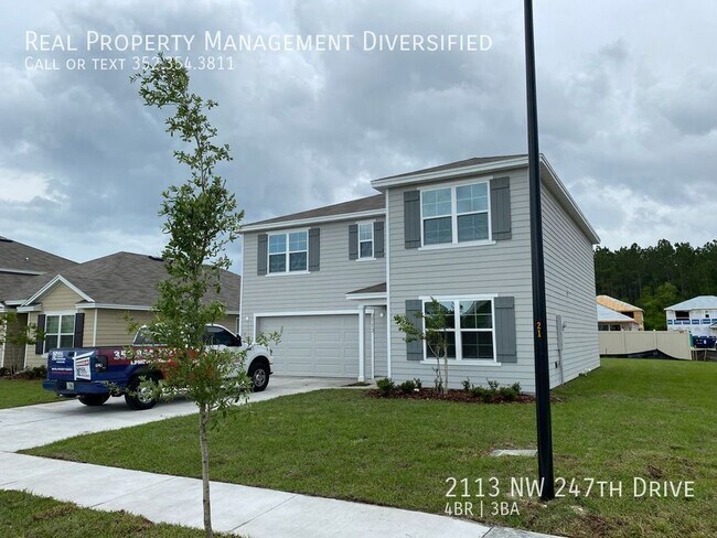 2113 NW 247th Dr in Newberry, FL - Building Photo - Building Photo