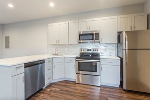 1917 N 7th St, Unit 2R