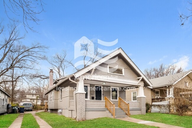 5840 Park Ave in Kansas City, MO - Building Photo - Building Photo