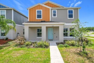 1504 Hummingbird Rd in Winter Haven, FL - Building Photo