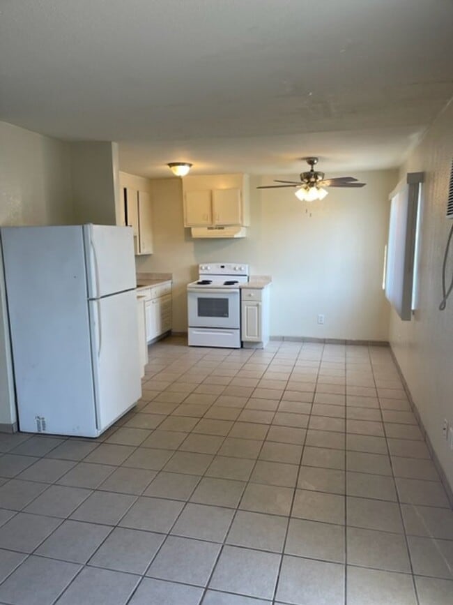 4340 Clay St in Redding, CA - Building Photo - Building Photo