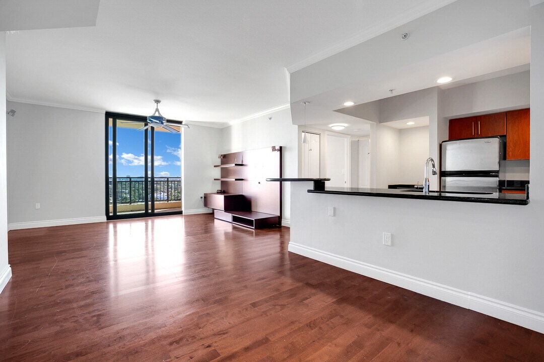 100 N Federal Hwy, Unit 1416 in Fort Lauderdale, FL - Building Photo