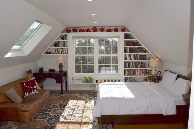 property at 112 Laurel St