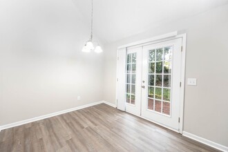 818 Chickasaw Ave in Auburn, AL - Building Photo - Building Photo
