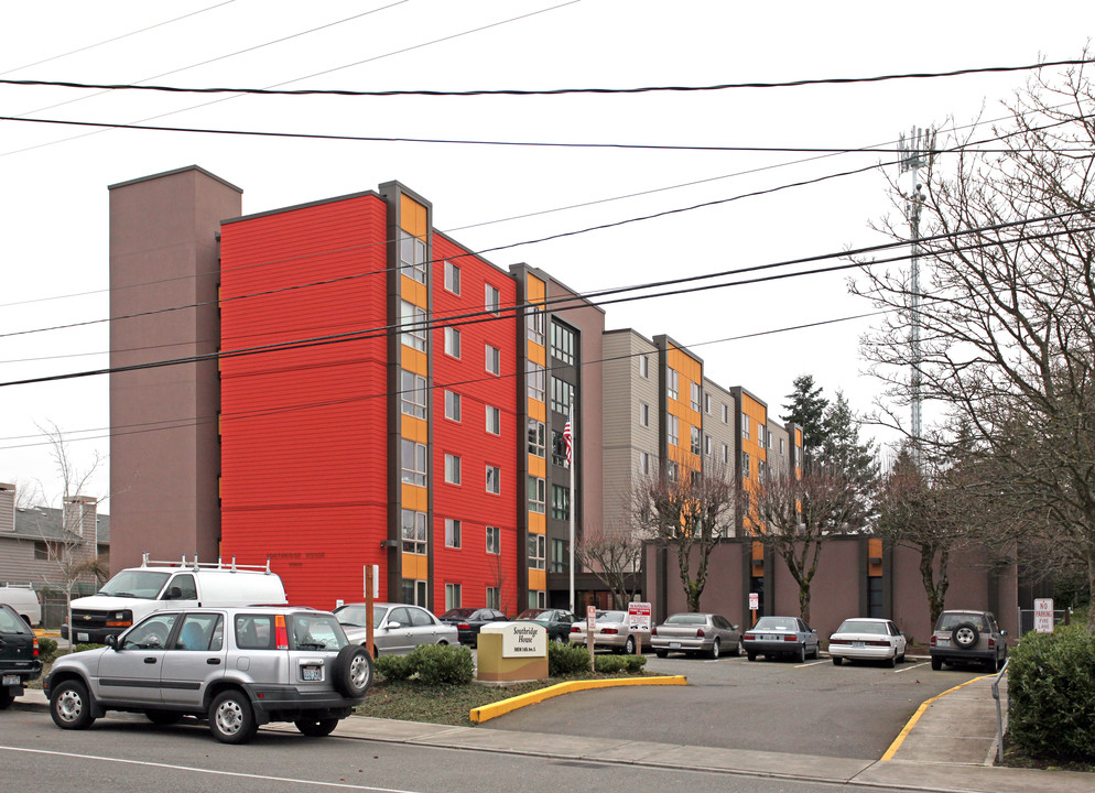 Southridge House in Federal Way, WA - Building Photo