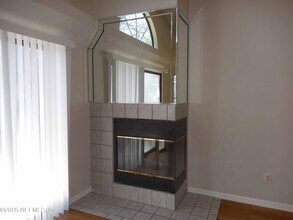 2093 St Martins Dr E in Jacksonville, FL - Building Photo - Building Photo