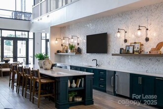 6010 Jasmine Ln in Charlotte, NC - Building Photo - Building Photo