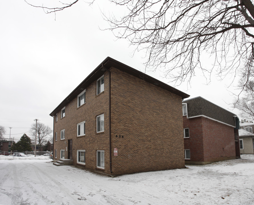 656 S 19th St in Lincoln, NE - Building Photo