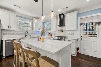 1571 Belmont Ave SW in Atlanta, GA - Foto de edificio - Building Photo