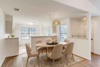 4501 Kalama Dr in Austin, TX - Building Photo - Building Photo