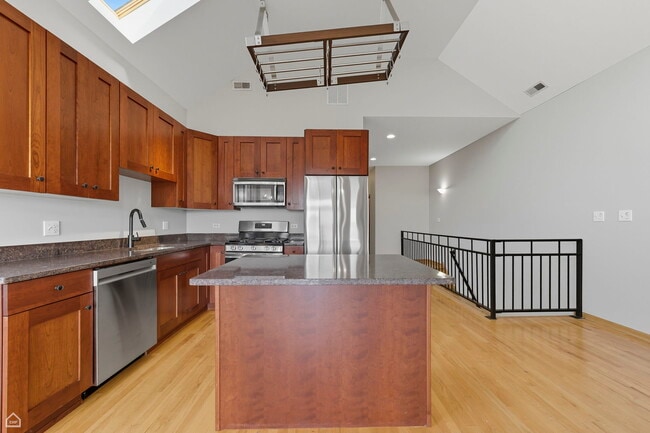 119 N Mozart St in Chicago, IL - Foto de edificio - Building Photo