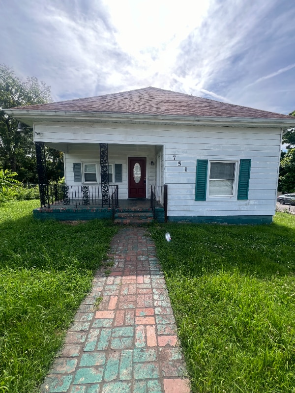 property at 751 22nd Ave N