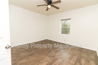 1123 Lang St SE in Cleveland, TN - Foto de edificio - Building Photo