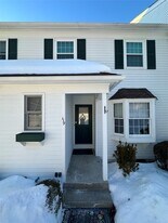 119 Willow Ct in Cross River, NY - Building Photo