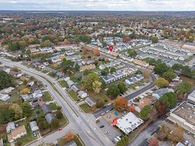 524 Hollomon Dr in Hampton, VA - Building Photo