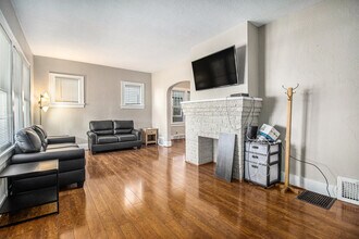 805 Miner St in South Bend, IN - Building Photo - Building Photo