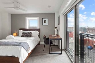 Netherland & Monarch in Kansas City, MO - Foto de edificio - Building Photo