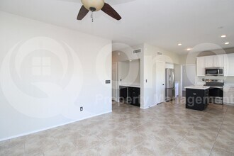 16643 S 15th St in Phoenix, AZ - Building Photo - Building Photo