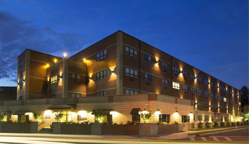Livingston Manor 55+ Community Apartments New Brunswick, NJ