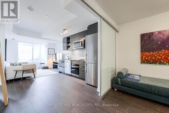 543 Richmond St W in Toronto, ON - Building Photo - Building Photo