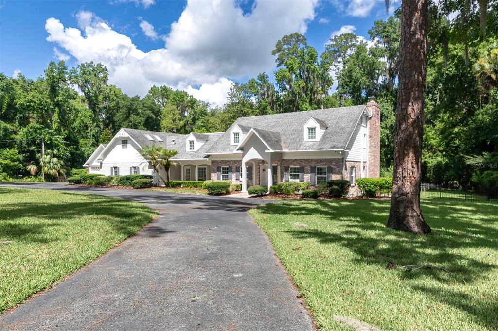 2506 SW 9th Dr in Gainesville, FL - Building Photo