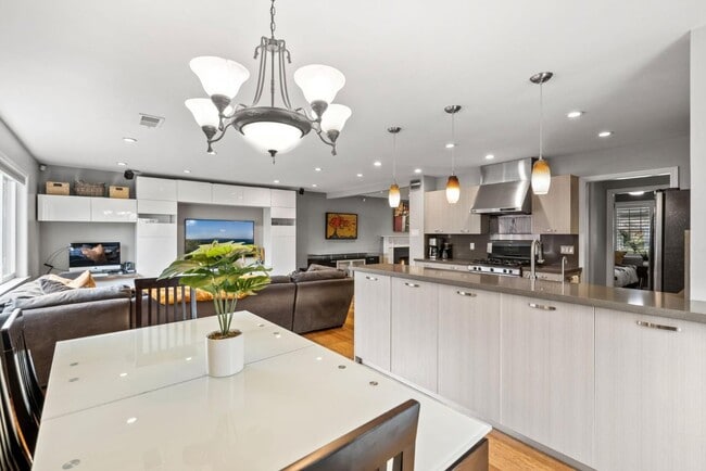 property at 2658 Sutro Dr