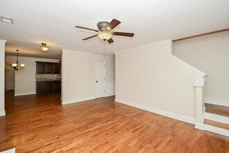 227 Woodcreek Way in Acworth, GA - Building Photo - Building Photo