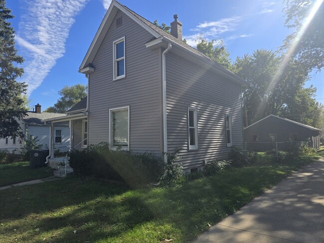 property at 709 Kern St