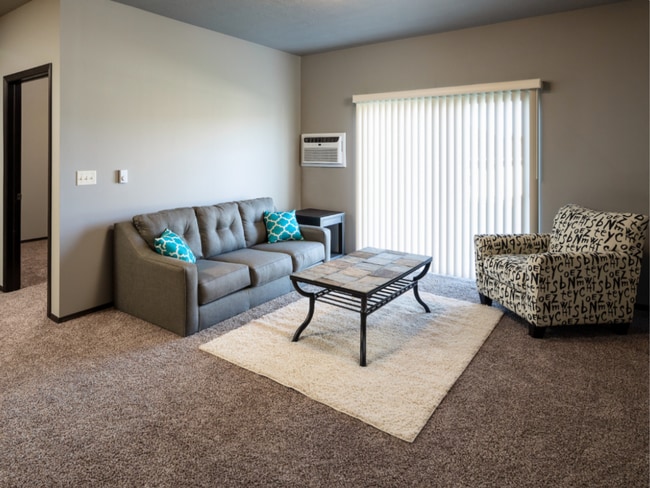 Hillcrest Village Apartments & Townhomes in Orange City, IA - Building Photo - Building Photo