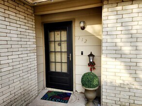 112 Jaimie Way in Del Rio, TX - Building Photo - Building Photo