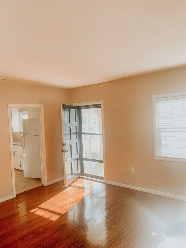 5601 19th Ave in Sacramento, CA - Building Photo - Building Photo