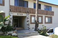 3723 Clarington Ave in Los Angeles, CA - Building Photo - Building Photo