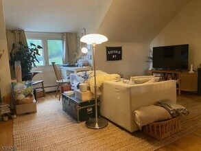 166 Upper Mountain Ave in Montclair, NJ - Building Photo - Building Photo