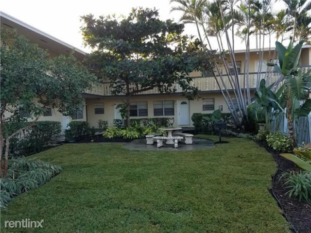 801 S Federal Hwy in Lake Worth, FL - Building Photo